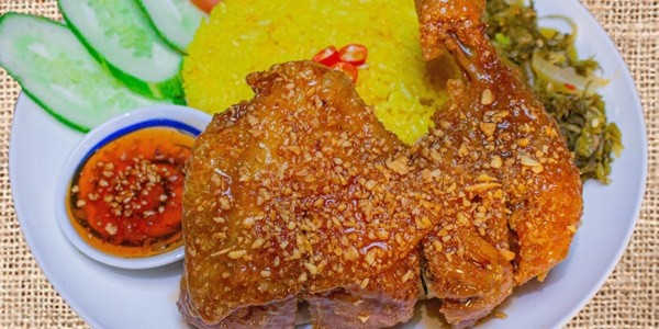 Cơm Gà Chang Chang - Hóc Môn