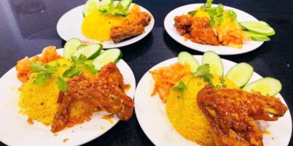 Quán Cơm Gà Xối Mỡ - 90B Tân Hòa Đông