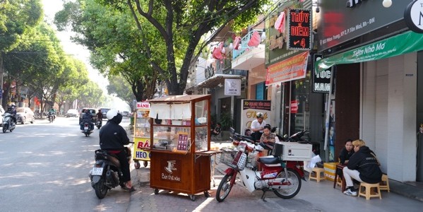 Bún Thịt Xào Cô Bủm - 269 Phan Trung