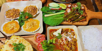 Những quán có bán gà cay ở Huế