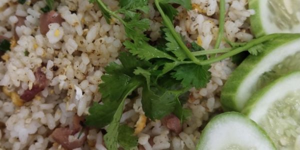 Quán Ăn Ngọc Tùng - Cơm Hải Sản, Sườn Xào Chua Ngọt & Hủ Tiếu Xào Mềm