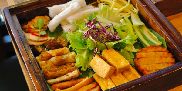 Nem Nướng Tuy Hoà - Trần Hào