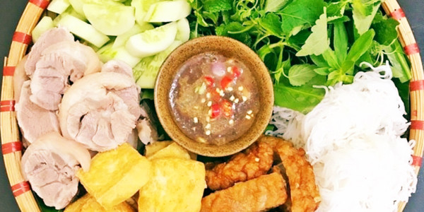 Bún Đậu & Bún Chả Hà Nội - Vòng Xoay Tượng Đài