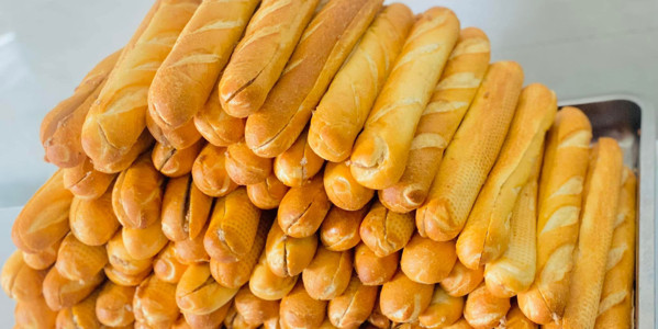 Bánh Mì Que Cay Hải Phòng - Bùi Thị Xuân