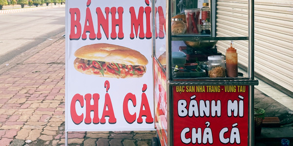 Bánh Mì Chả Cá & Trà Tắc Hồng Nhung - Huỳnh Văn Luỹ