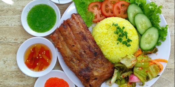 Cơm Sườn Cây - 139 Phan Bội Châu