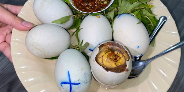 Ăn Vặt Ngọc Ngà - Phó Cơ Điều
