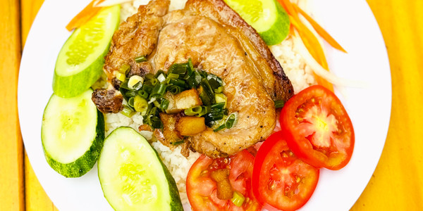 Cơm Tấm Ba Anh Em - Dương Quảng Hàm