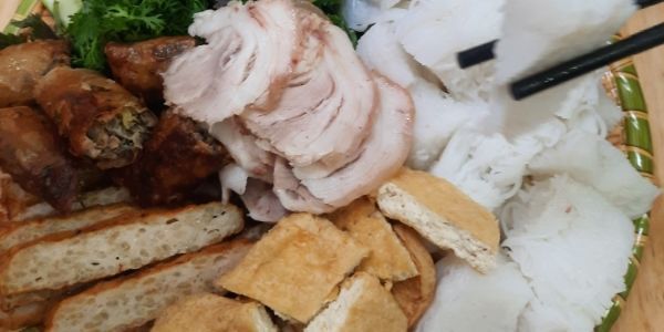 Quán Phú Hoàng - Bún Đậu Mắm Tôm, Bún Nem & Phở Cuốn - Hoàng Sâm