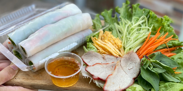 Tiệm Cuốn - Phở Cuốn, Mì Trộn Xá Xíu & Trà Tắc Thảo Mộc