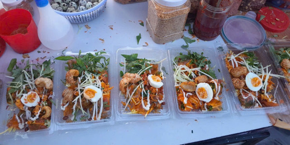 Út Ngân - Bánh Tráng Trộn Tóp Mỡ - Thủ Đức