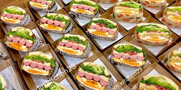 Om Kitchen - Sandwich & Đồ Ăn Vặt