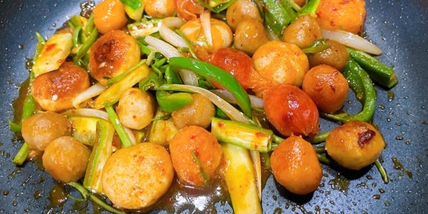 Tư Hải - Mì Cay, Cà Phê & Ăn Vặt - 62 Bùi Xuân Phái