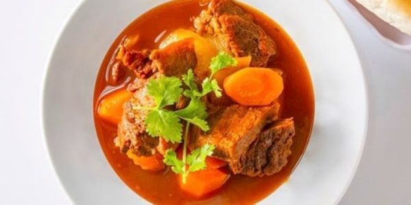 Quán MAI - Hủ Tíu Bò Kho & Hủ Tíu Sườn Sụn - Nguyễn Chí Thanh