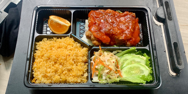 Tiệm Cơm Chi Hoa - Cơm Gà, Cơm Sườn & Cơm Thịt - Xuân Đỉnh