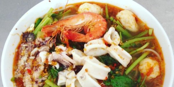 Bún Thái Hồ Thị Kỷ