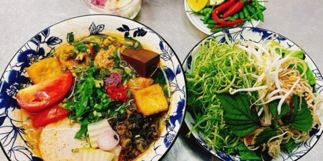 Bún Riêu Cua Đồng & Bún Ốc - 87 Tôn Đản