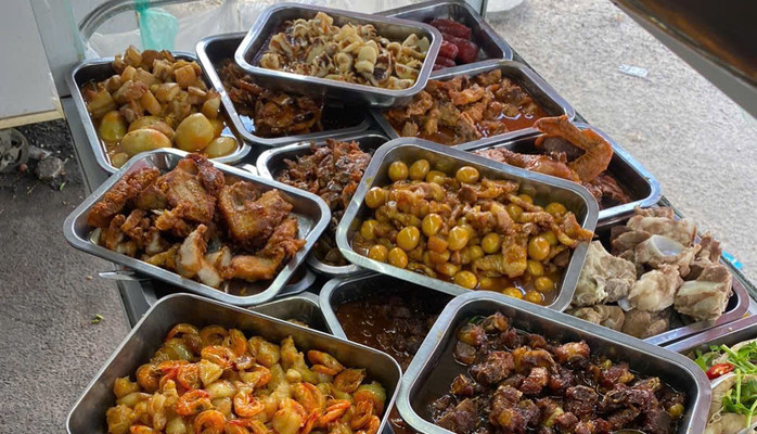 QUÁN CƠM HỒNG - Cơm Tấm, Cơm Trưa & Hủ Tiếu - 190 Trần Quý Cáp