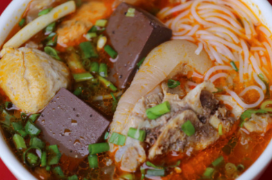 Quán Chị Yến - Bún Riêu Cá & Bánh Canh Xương Giò - 284 Diên Hồng