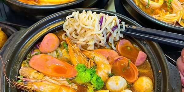 2M’s Tea House - Nguyễn Xiển