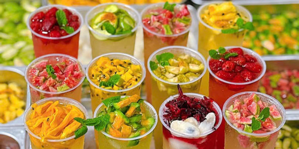 Trà Trái Cây Vũ Gia - Hoa Quả Lắc Xí Muội, Hoa Quả Dầm & Xôi Xoài Mít Cốt Dừa