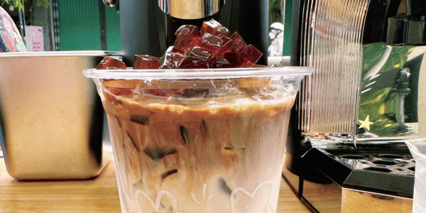 Tiệm Cà Phê Cô Bông