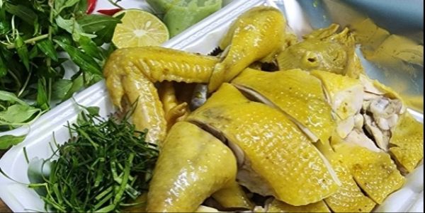 Gà Ta Hấp Muối Chanh Xả - KDC Minh Tuấn