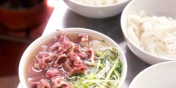 Phan Nguyễn - Phở, Bún Miến & Lẩu - Đại Hưng