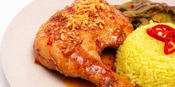 Cơm Gà Tú Quyên - Nguyễn Chánh