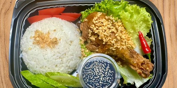 Cơm Gà & Mì Trộn MŨM MĨM - Trần Hưng Đạo