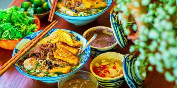 Bún Riêu Cô Hương Béo - Nguyễn Gia Trí