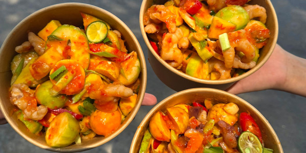 Anh Em Chicken - Chân Gà Sốt Thái