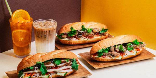 Bánh Mì Sài Gòn - 105 Hoàng Hoa Thám