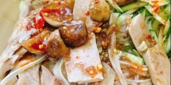 Chân Gà Sốt Thái, Trái Cây Tươi & Nước Ép - Quyên Huỳnh