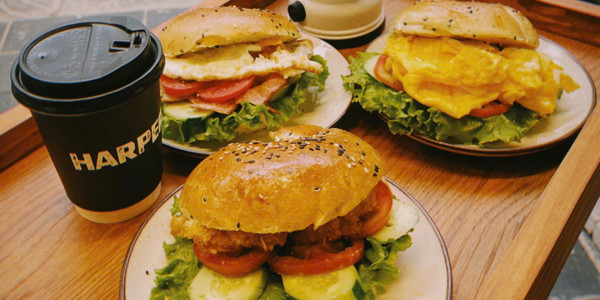 Harper Street - Matcha & Bagel Kẹp Gà Chiên - 254 Thụy Khuê 