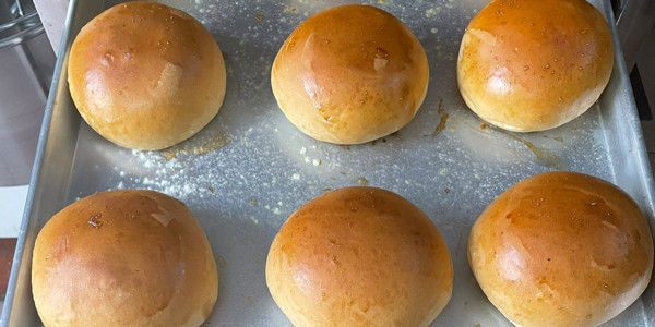 Sloppy Joe Saigon - Hạnh Thông