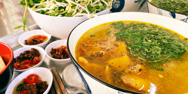 Bánh Canh Cá Lóc Cô Hạ - Bà Triệu