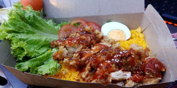 NGỌNG - Mì Trộn, Cơm Chiên & Gà Rán