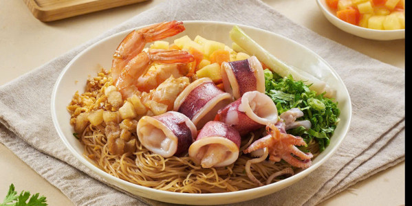 HỦ TIẾU MỰC ÔNG GIÀ CALI - Phan Xích Long