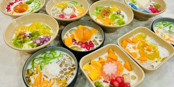 Duyên Chè Ít Ngọt & Ăn Vặt