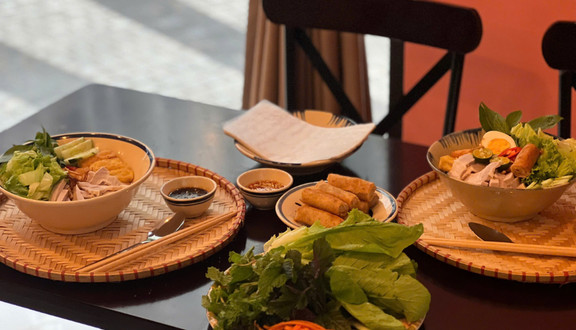 Bếp Nhà Lim - Cơm & Món Ngon Miền Trung - Symphony