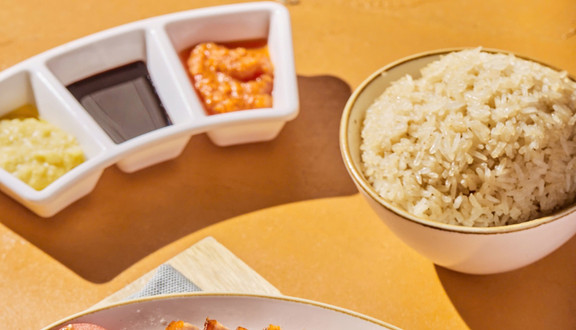 Tiệm Cơm ZyChan - Cơm Xá Xíu - 84/3/5 Cầu Bè