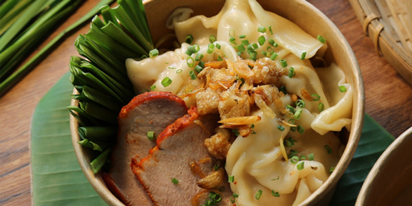 Sủi Cảo Trộn Thập Cẩm & Mì Trộn Quốc Dân By Umee