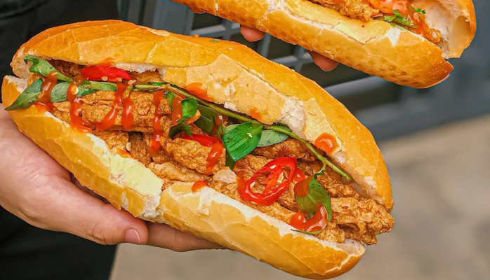 Bánh Mỳ Chả Cá Thão - Phường 7