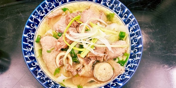 Phở Hương Vị Mới - Phở Trộn Bò, Phở Trộn Xá Xíu & Cơm Gà Chiên Mắm