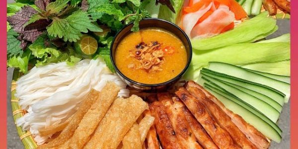 TUYẾT Nem Nướng Nha Trang - Nguyễn Ngọc Lộc