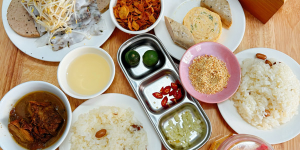 Khánh Linh - Xôi Nếp Nương & Bánh Cuốn Tráng Tay - Nguyễn Cao