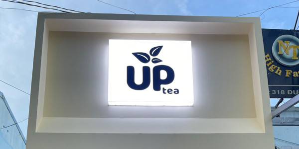 Uptea - Fruit & Milk Tea - Nguyễn Ái Quốc