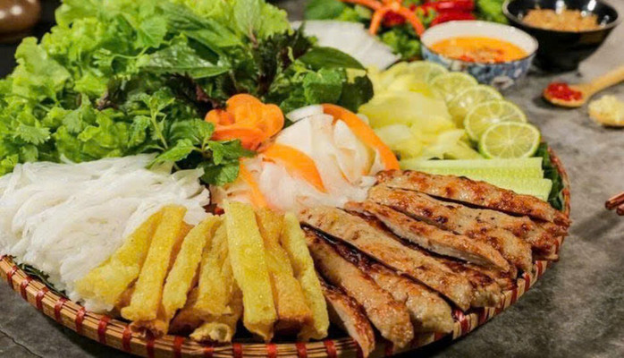 Nem Nướng Nha Trang - Nem Nướng Núng Nính - Đường Nguyễn Khang