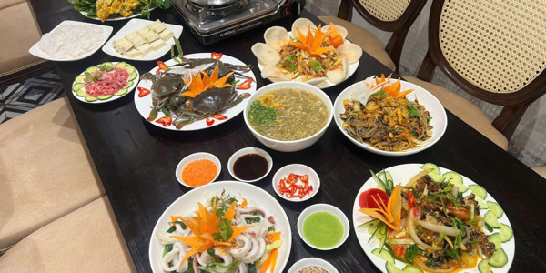 COBADO RESTAURANT - Bánh Canh Cua, Cua Sốt Trứng Muối & Lẩu COBADO